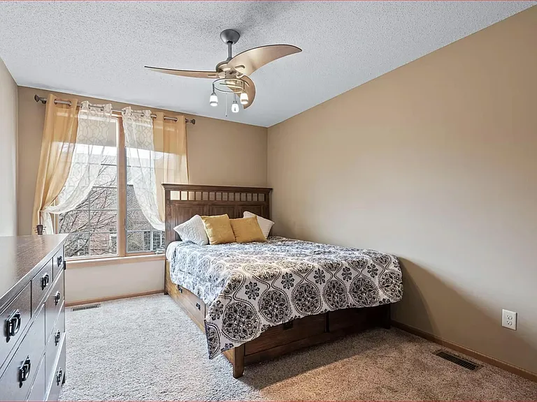 12450 Flanders Ct NE #C — Photo 8
