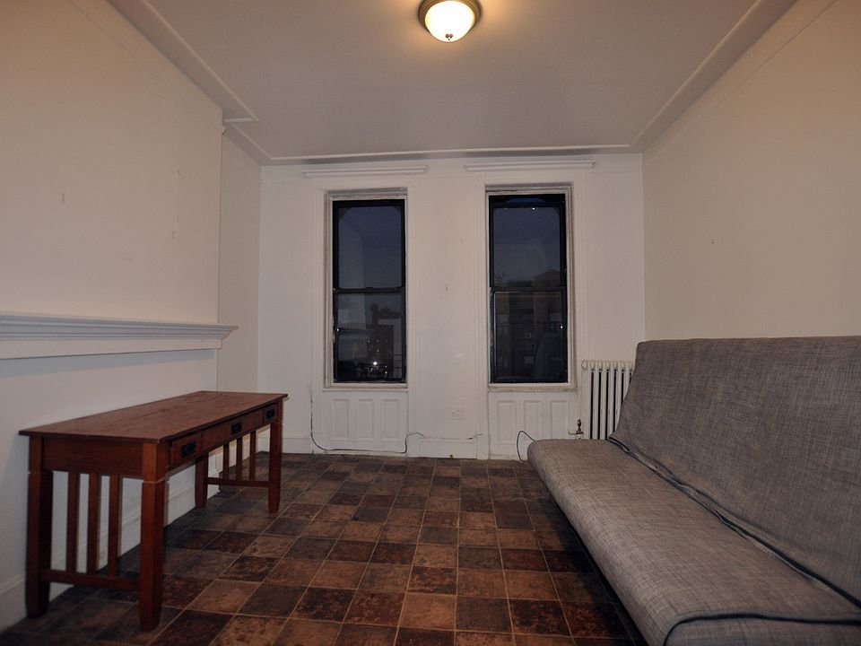 2nd image of 750 Washington Ave #4FLR