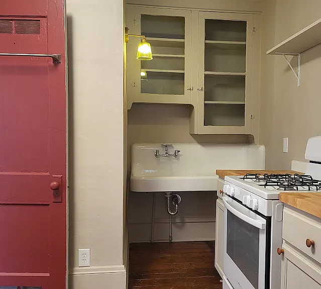 1013 Fairfield Ave #1 — Photo 2