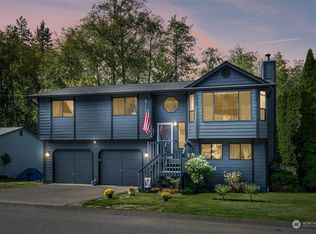 7288 Blackbird Dr NE, Bremerton, WA 98311