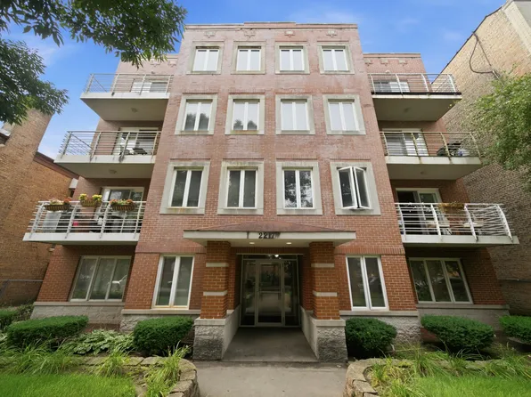 2217 W Farwell Ave APT 4B, Chicago, IL 60645
