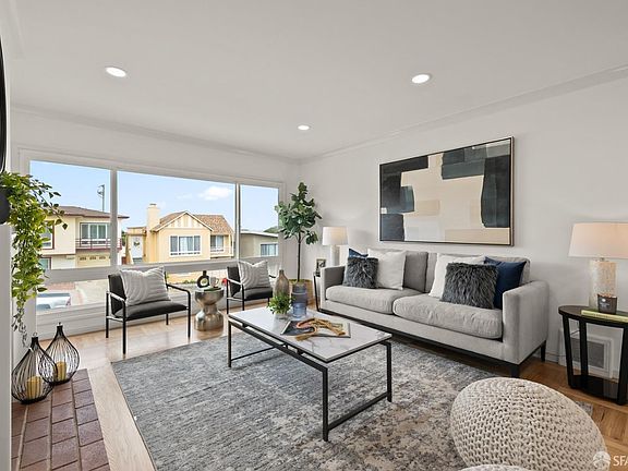 3rd image of 35 Westfield Ave