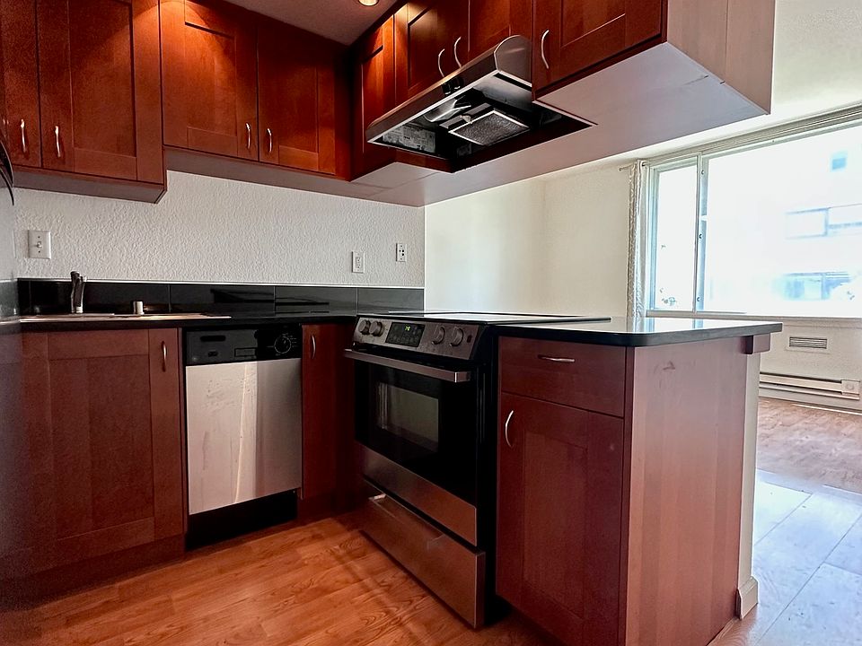 1st image of 201 Harrison St APT 216