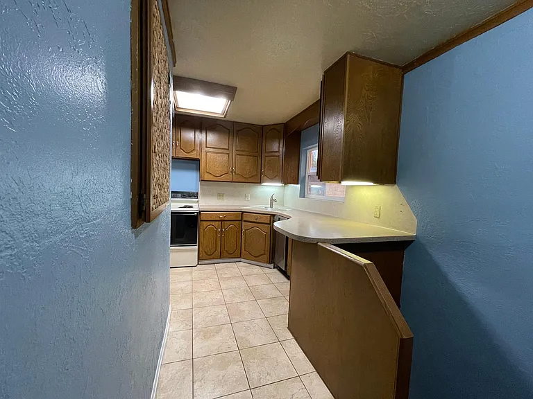 3070 Harrison Blvd — Photo 10