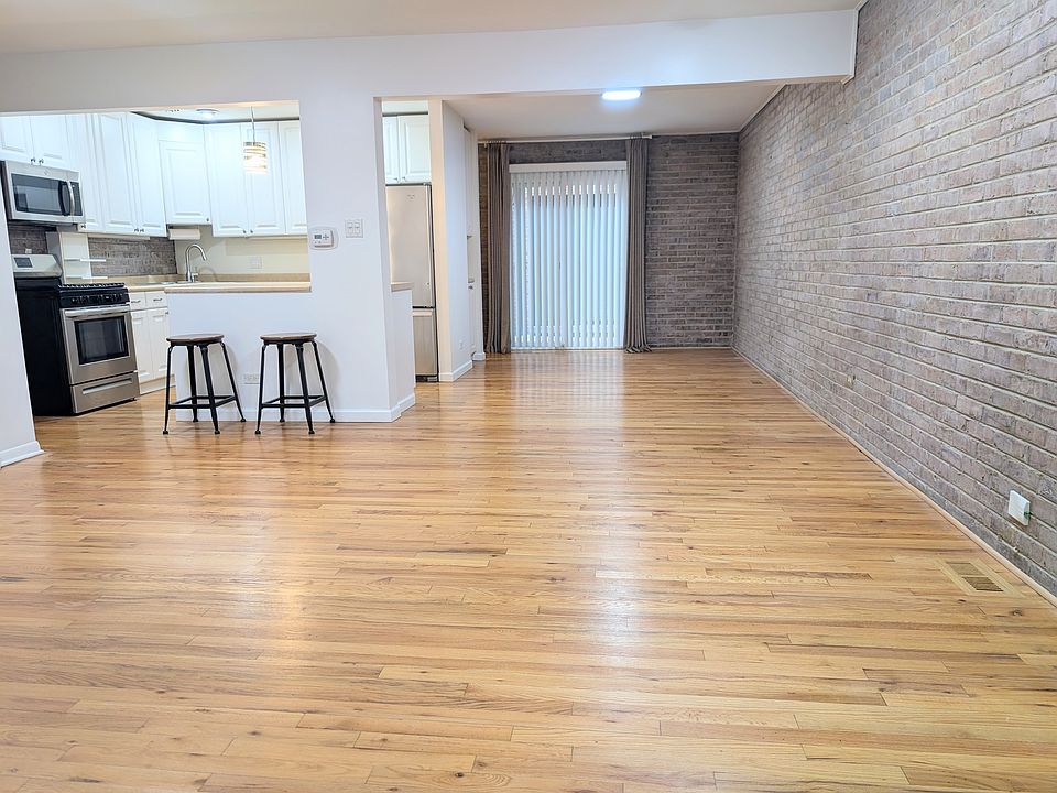 1st image of 2226 N Burling St