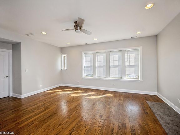 2nd image of 2315 E 70th Pl APT 313