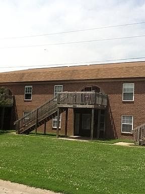 1st image of 5501 Bayshore Ct APT 10