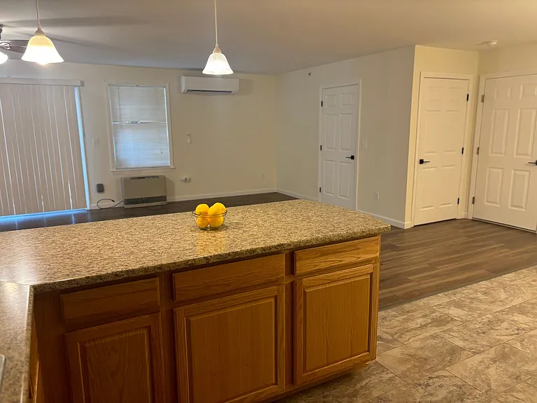 4 Commonwealth Dr — Photo 47