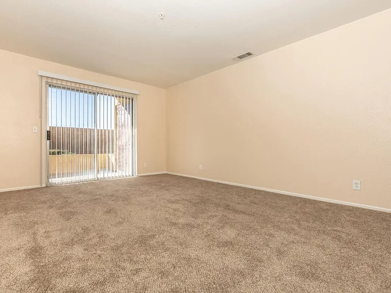 Desert Heights Apartment Homes — Photo 24