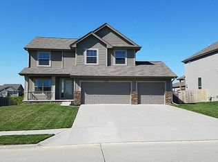 4608 Helwig Ave, Papillion, NE 68133