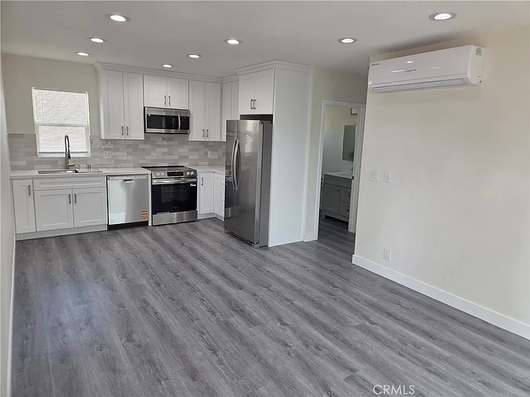 25122 Ebony Ln — Photo 2