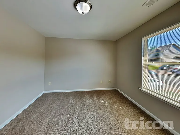 39 Wyndham Ct SE — Photo 9