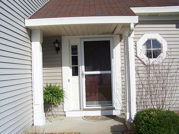 2nd image of 768 Dogwood Ln