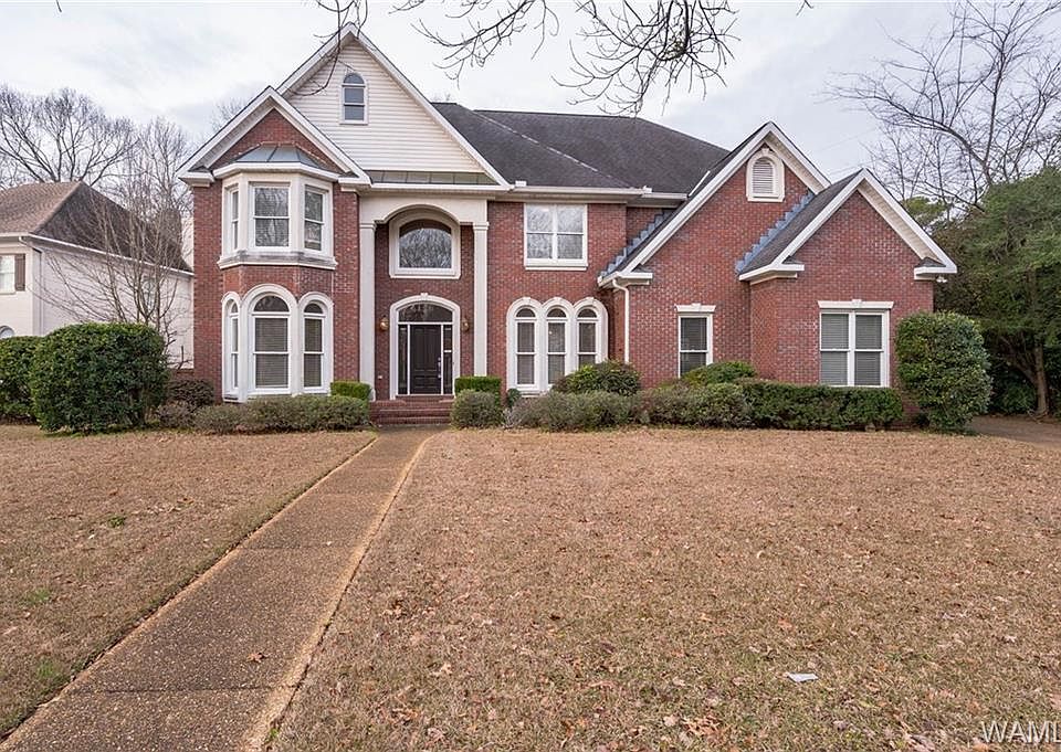 1st image of 414 Pinnacle Dr