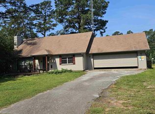 411 Green Meadow Trl, Holly Lake Ranch, TX 75765