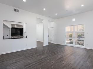 402 W Lincoln Ave UNIT 1, Escondido, CA 92026
