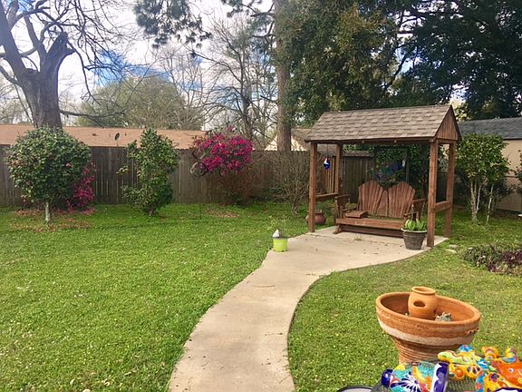 5th image of 122 Gordon Crockett Dr