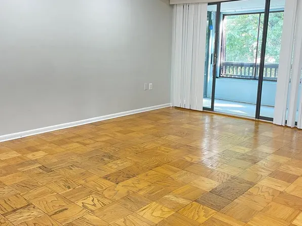 5234 W Running Brook Rd Unit 301, Columbia, MD 21044