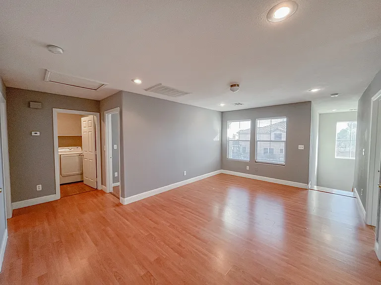 3335 Antique Rose Dr — Photo 49