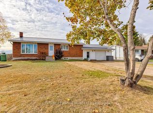 3241 B Line Rd, Laurentian Valley, ON K8A 6W7