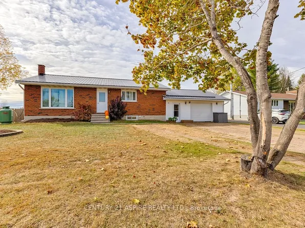 3241 B Line Rd, Laurentian Valley, ON K8A 6W7