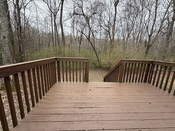 2nd image of 300 Melanie Ct