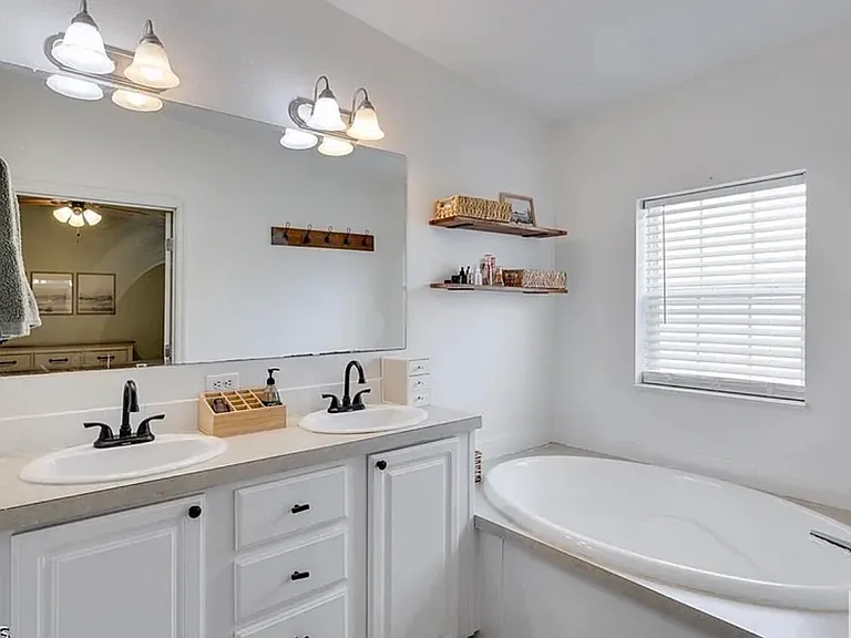2040 S Montana Cir — Photo 11