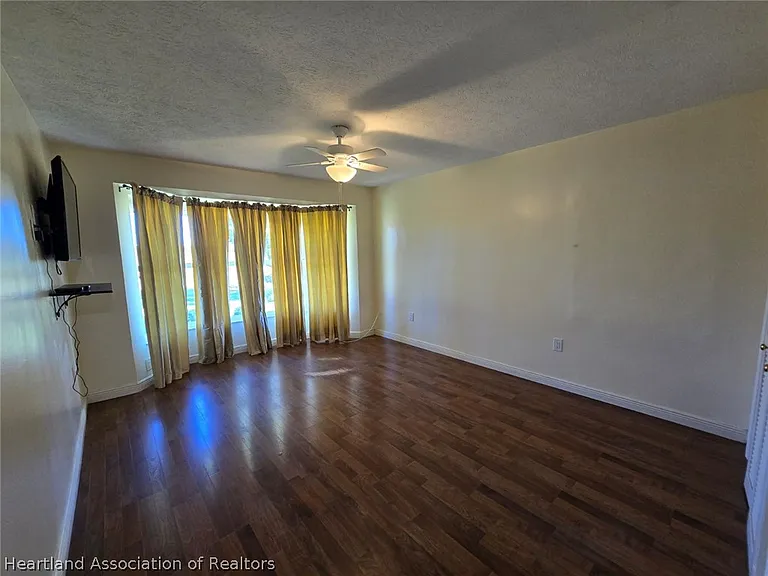 2922 Wynstone Dr — Photo 16
