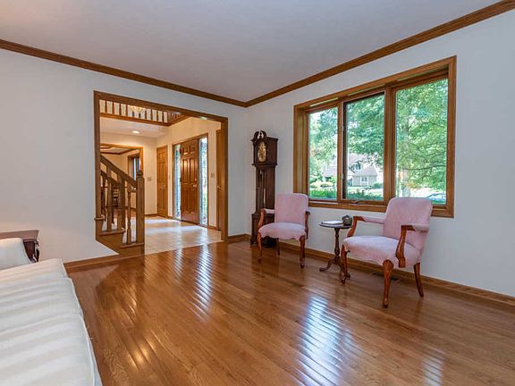 5th image of 5742 Rushwood Dr