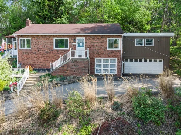 632 Brinwood Ave, Pittsburgh, PA 15227