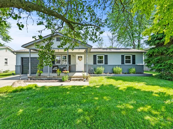 876 Kirkwood Dr, West Jefferson, OH 43162