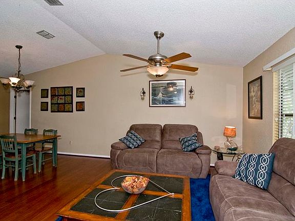 4th image of 2787 Northcote Dr