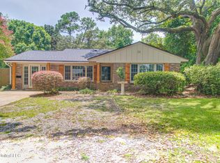 21 Woodglen Dr, Gulfport, MS 39507