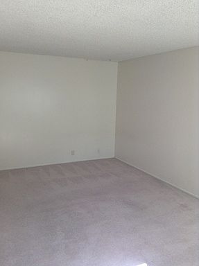 4th image of 892 Empire Ave APT 2