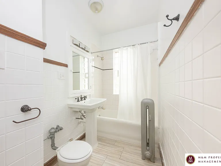 Lexington Oak Park, LLC — Photo 9