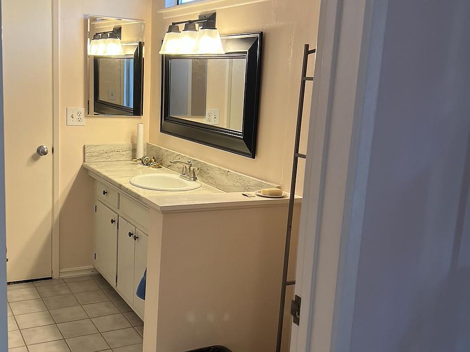 1st image of 4947 Dunman Ave