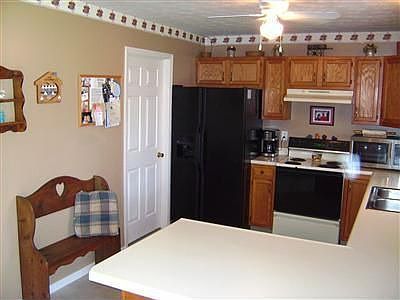2nd image of 581 Whispering Pines Pl