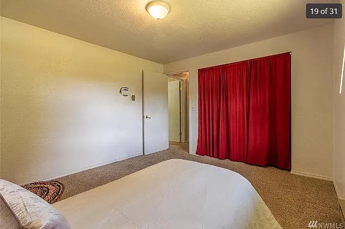 1031 NE Larson Blvd — Photo 17