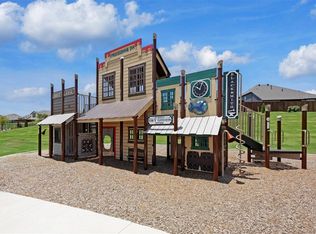 1010 Moss Grv, Justin, TX 76247