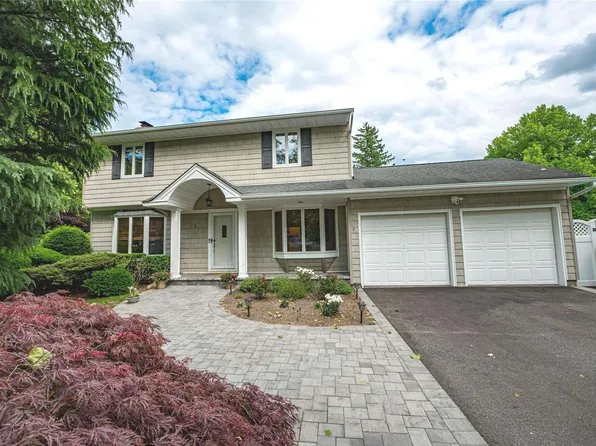 1 Honey Lane, East Northport, NY 11731