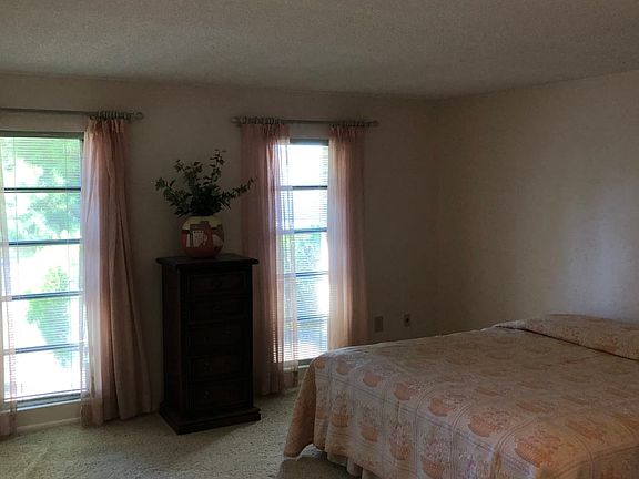 4th image of 13825 N Crown Point