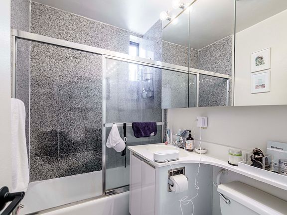 5th image of 12 Charles St APT 6b