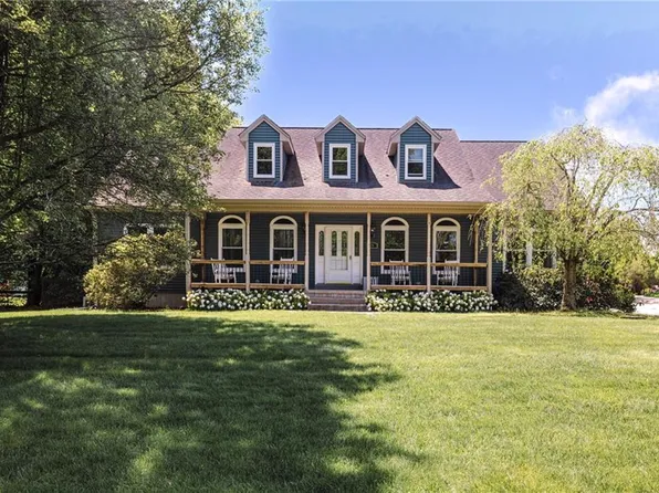 25 Chester St, Seekonk, MA 02771