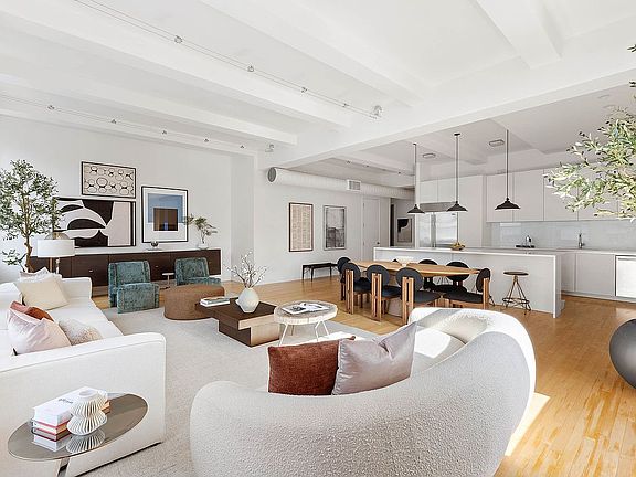 3rd image of 245 7th Ave APT 9A