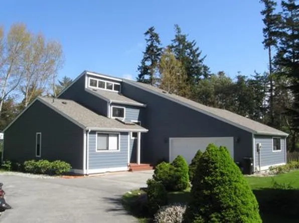 1856 Sloop Pl, Oak Harbor, WA 98277