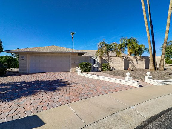 2nd image of 10118 W Chaparral Dr