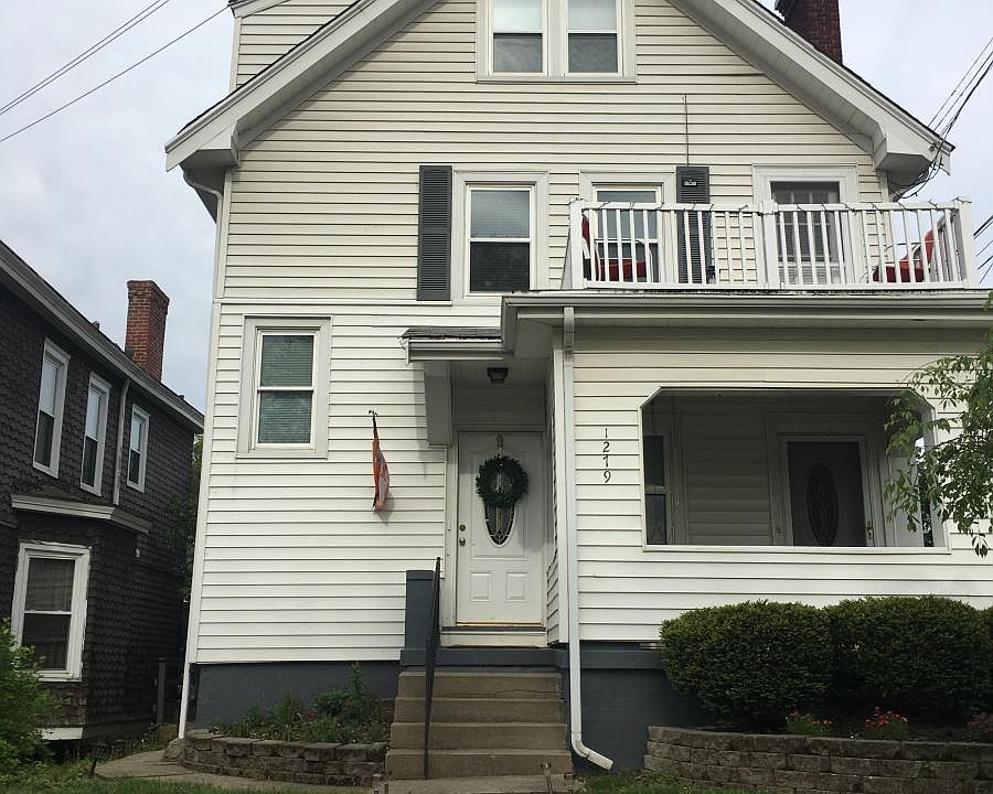 1st image of 1279 Grace Ave 3rd-fl 2
