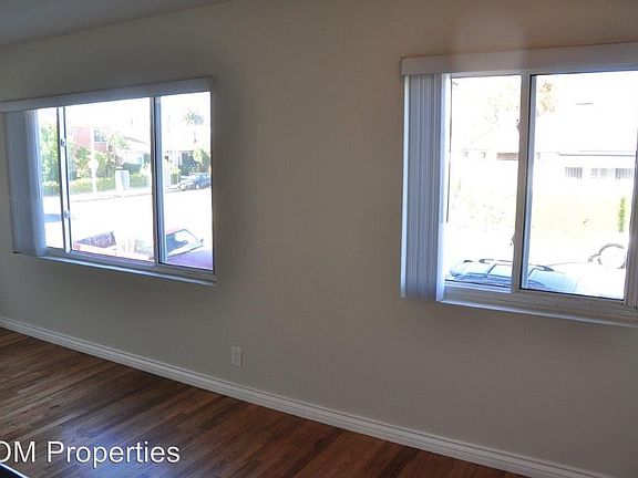 3rd image of 4122 W 2nd St APT 3