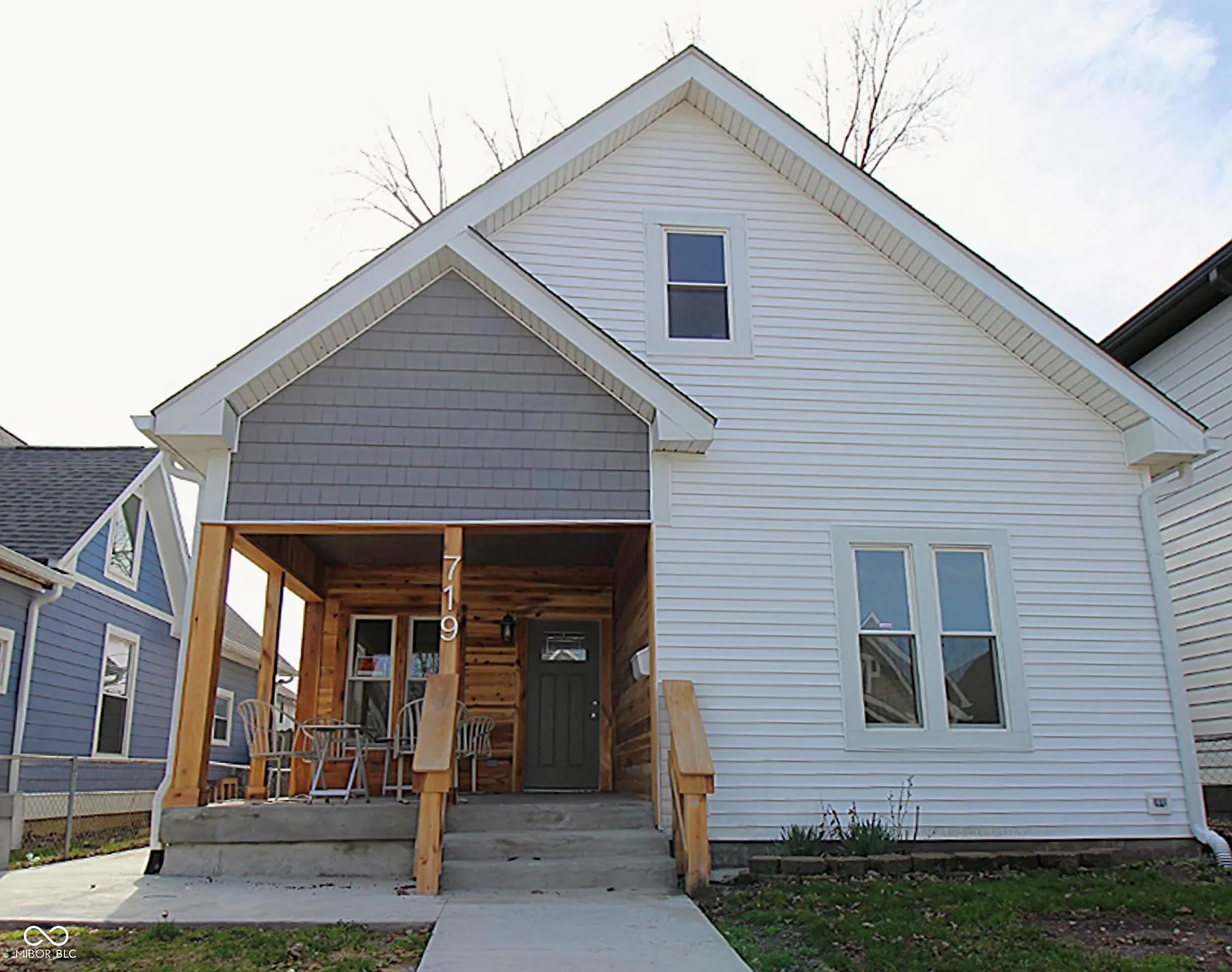 719 Terrace Ave photo 1