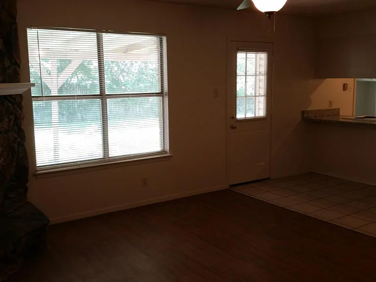 211 Blair Ln — Photo 7